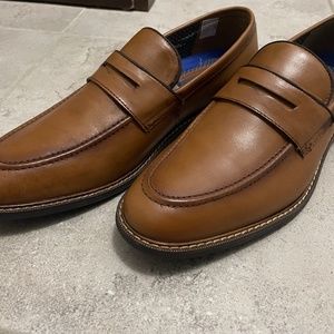 Vince Camuto - Size 10/11•  Dress Shoe Loafer